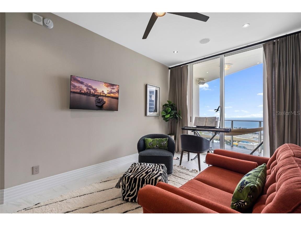 175 1st Street S #3203 Saint Petersburg FL 33701 TB8426586 image25