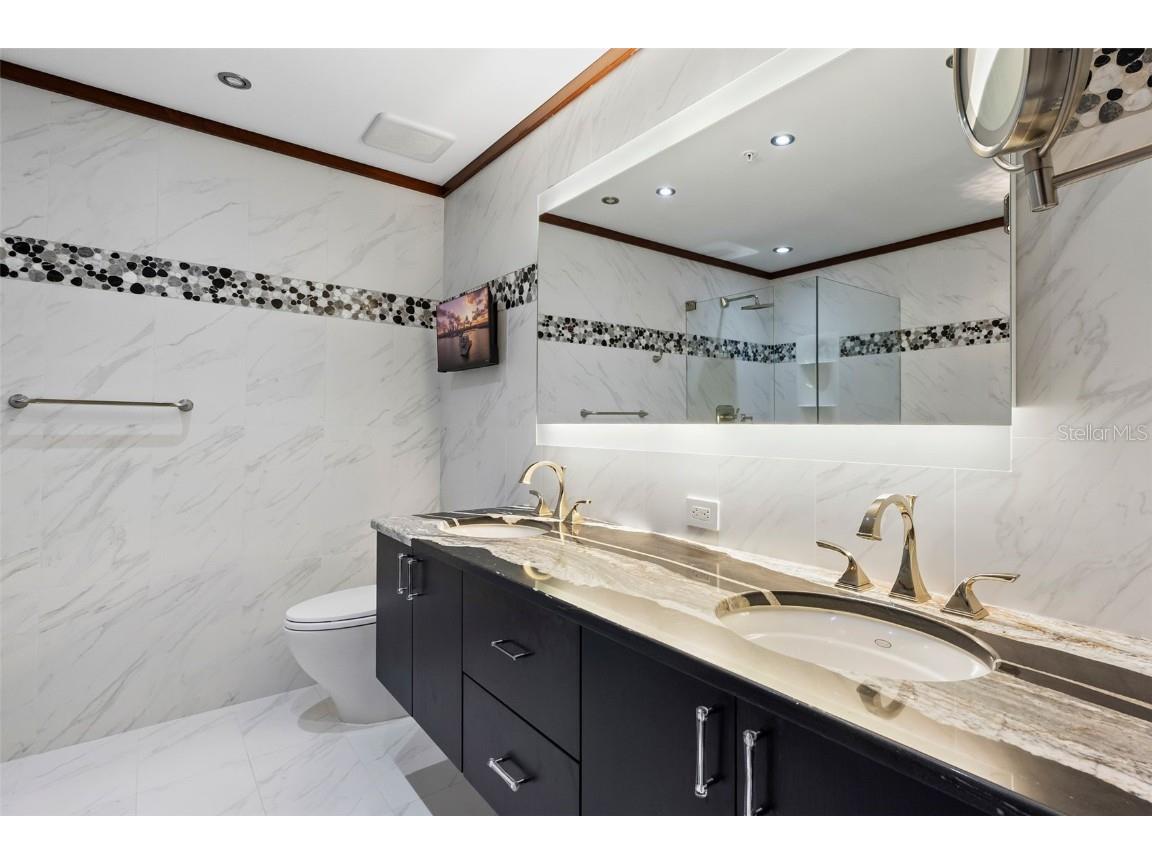 175 1st Street S #3203 Saint Petersburg FL 33701 TB8426586 image28