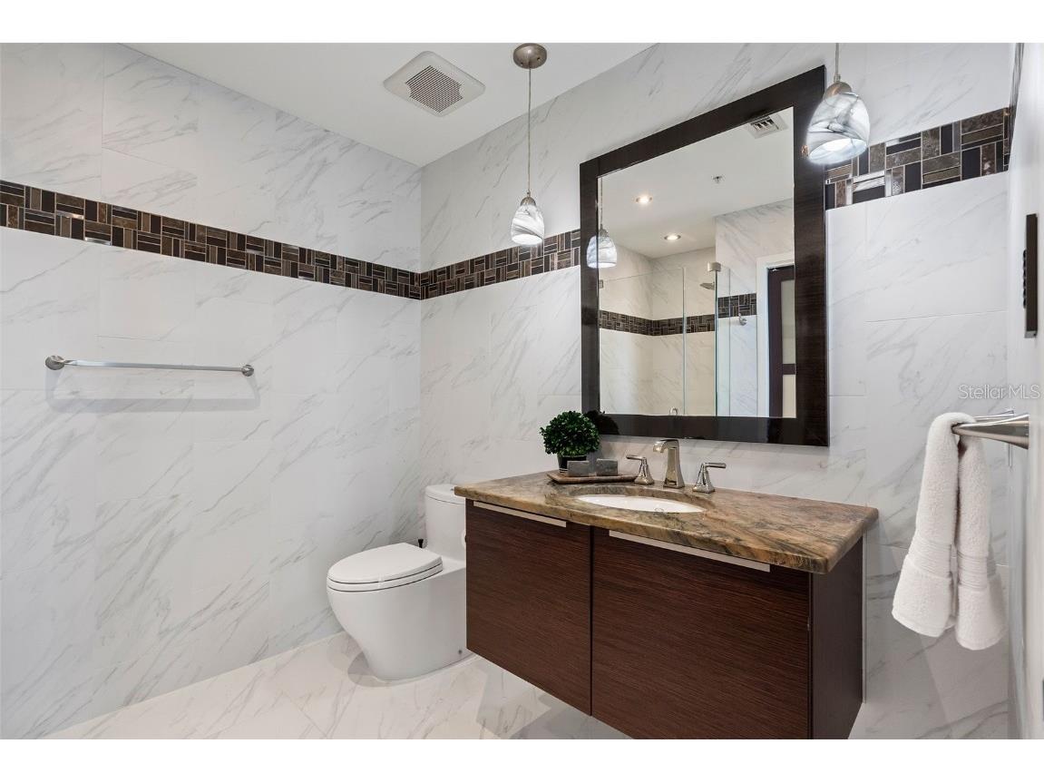 175 1st Street S #3203 Saint Petersburg FL 33701 TB8426586 image30