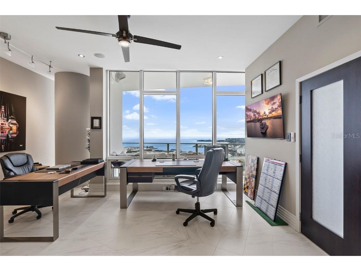 175 1st Street S #3203 Saint Petersburg FL 33701 TB8426586 image32