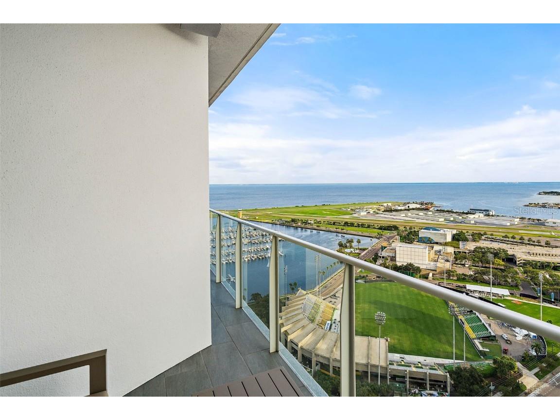 175 1st Street S #3203 Saint Petersburg FL 33701 TB8426586 image40