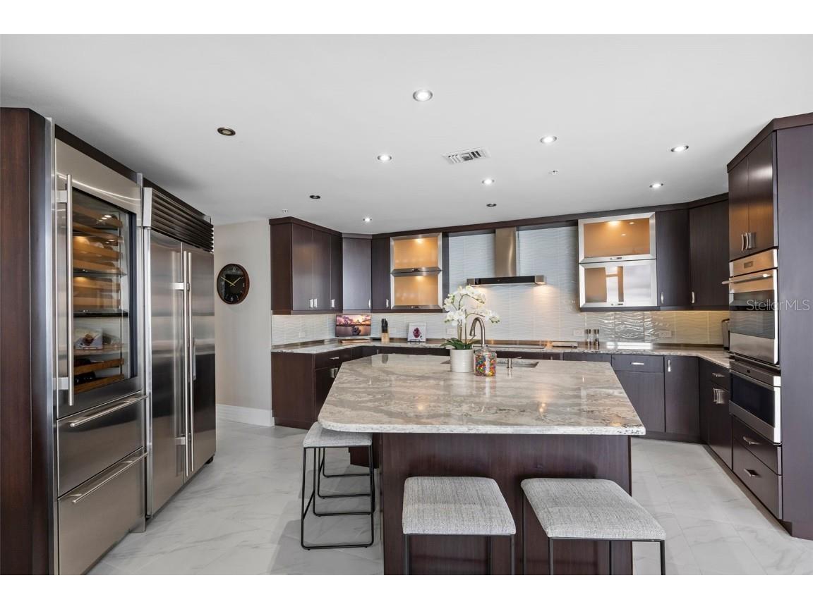 175 1st Street S #3203 Saint Petersburg FL 33701 TB8426586 image8