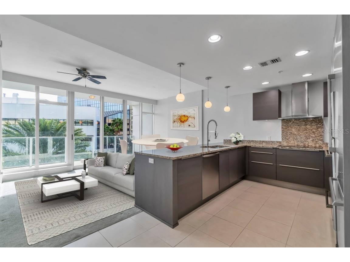 175 1st Street S #404 Saint Petersburg FL 33701 A4670258 image4