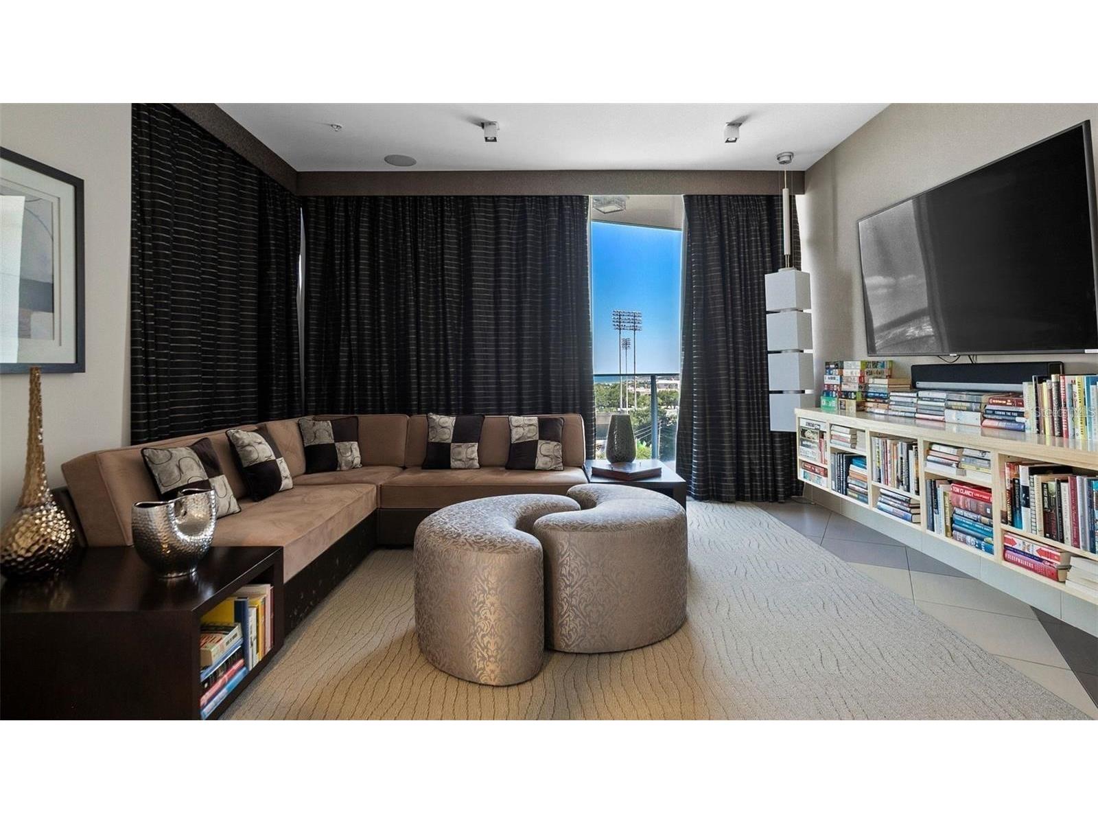 175 1st Street S #406 Saint Petersburg FL 33701 TB8472763 image36