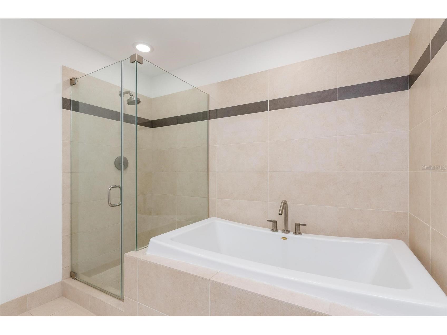 175 1st Street S #504 Saint Petersburg FL 33701 TB8489152 image19