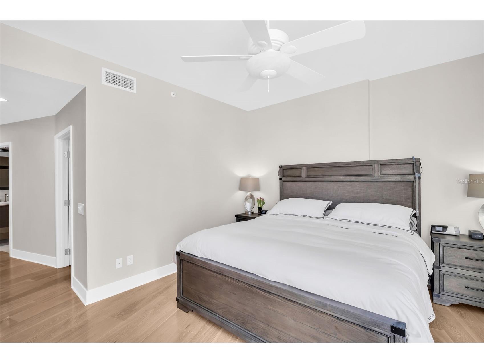 175 1st Street S #702 Saint Petersburg FL 33701 TB8467338 image24