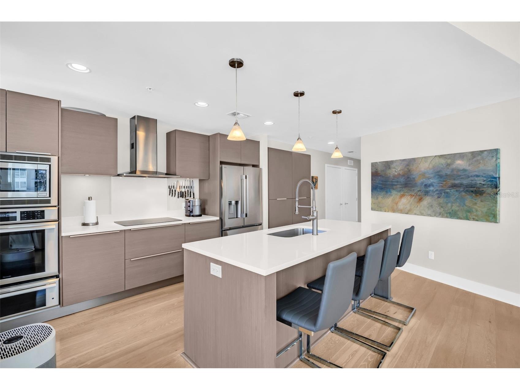 175 1st Street S #702 Saint Petersburg FL 33701 TB8467338 image7