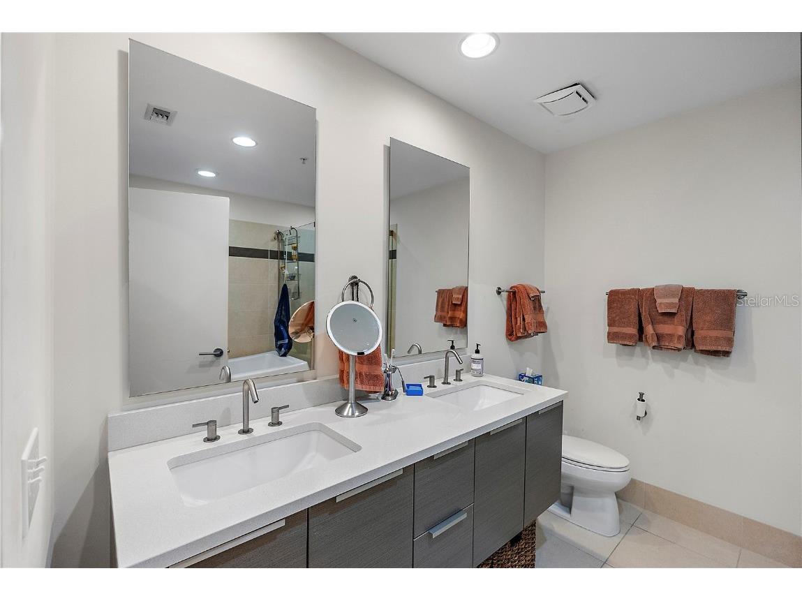 175 1st Street S #704 Saint Petersburg FL 33701 TB8334842 image13