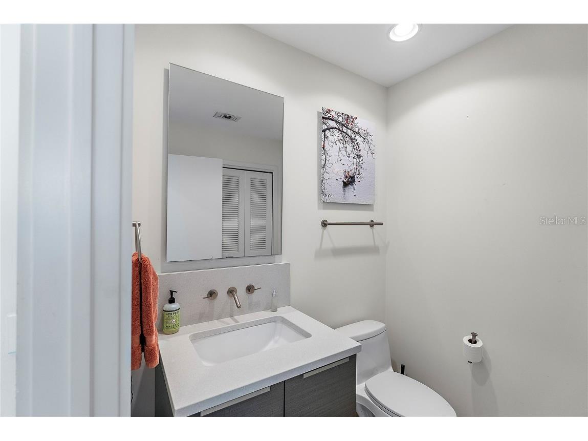 175 1st Street S #704 Saint Petersburg FL 33701 TB8334842 image17