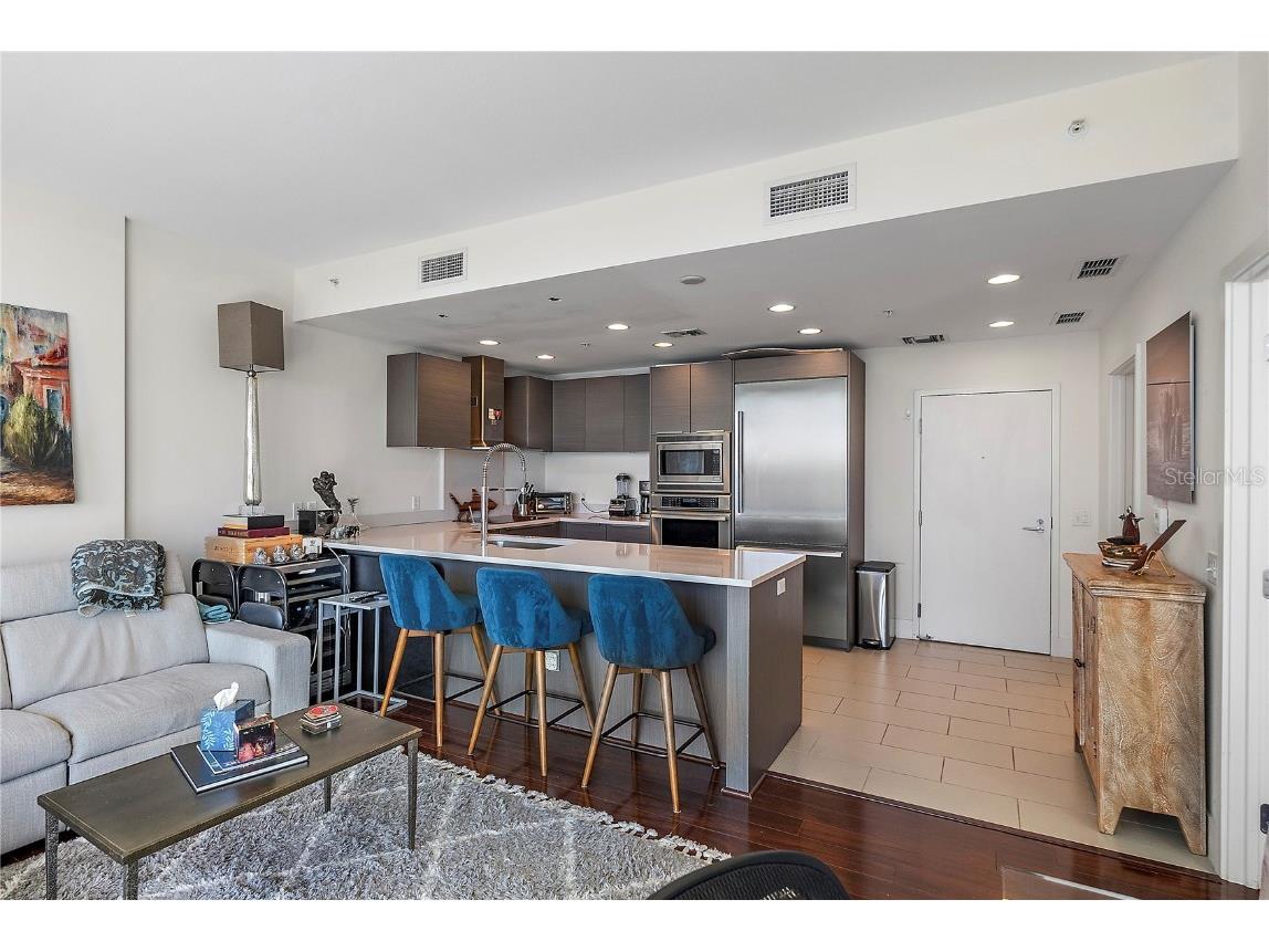 175 1st Street S #704 Saint Petersburg FL 33701 TB8334842 image5