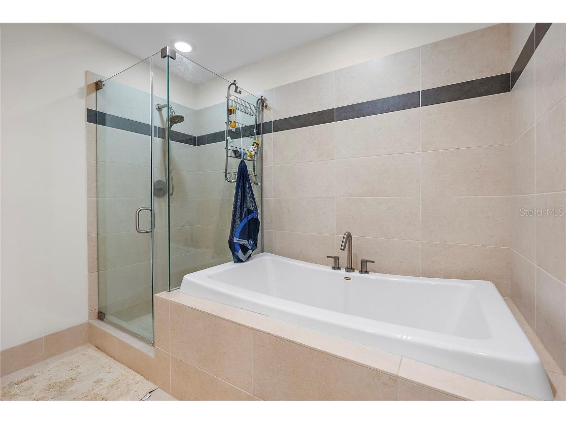 175 1st Street S #704 Saint Petersburg FL 33701 TB8431795 image15