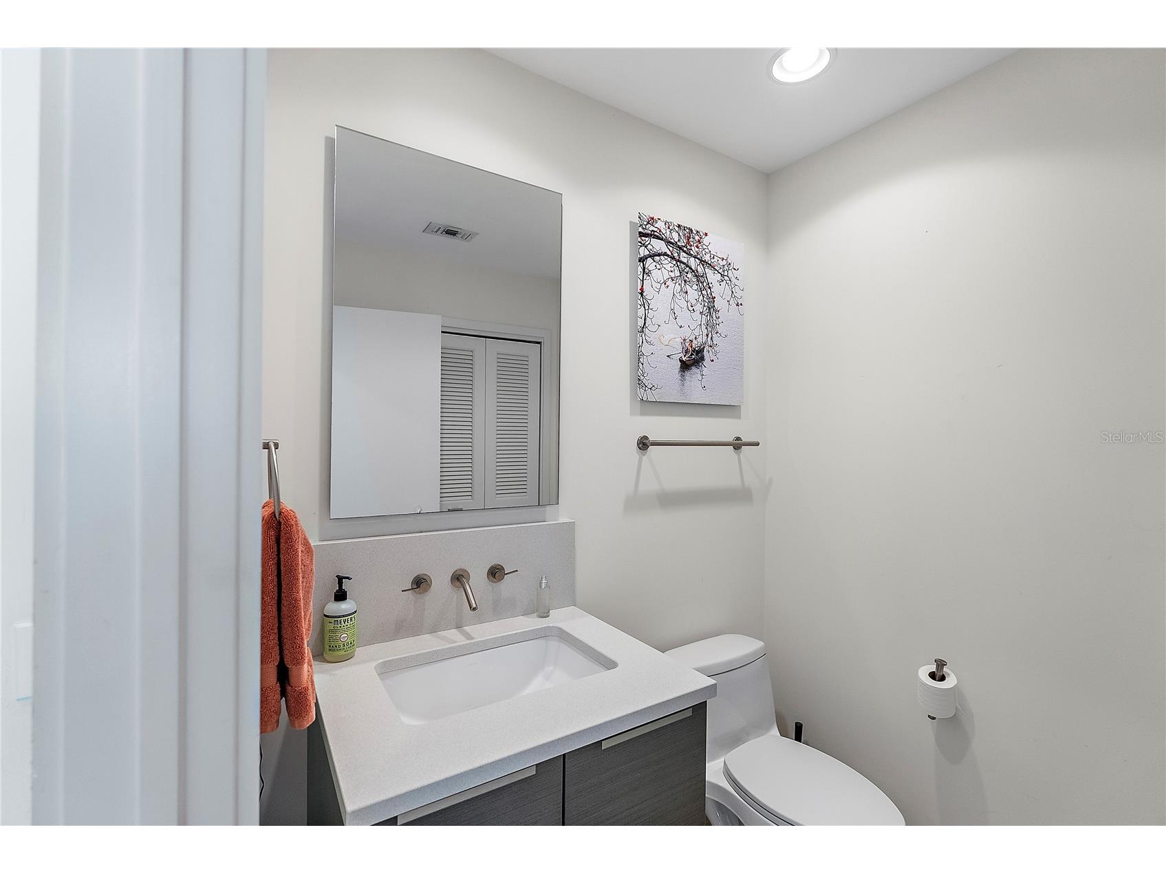 175 1st Street S #704 Saint Petersburg FL 33701 TB8492079 image10