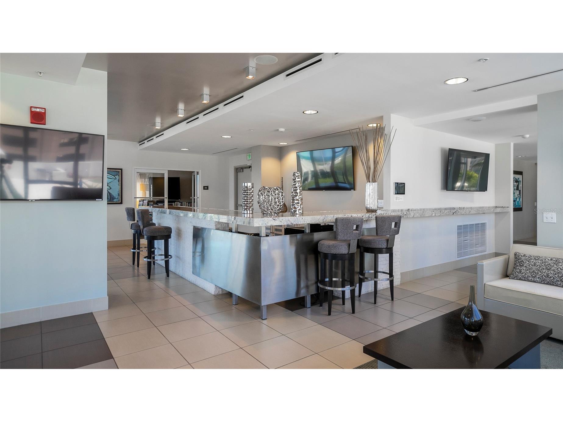 175 1st Street S #704 Saint Petersburg FL 33701 TB8492079 image31