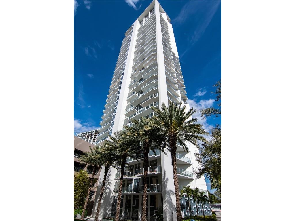 175 1st Street S #806 Saint Petersburg FL 33701 TB8322684 image1