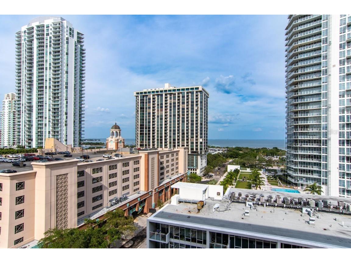 175 2nd Street S #1003 Saint Petersburg FL 33701 U8196404 image1