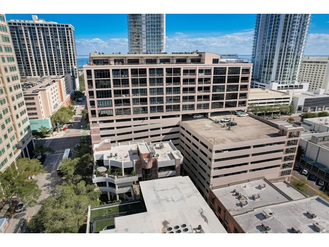175 2nd Street S #1011 Saint Petersburg FL 33701 U8218167 image1