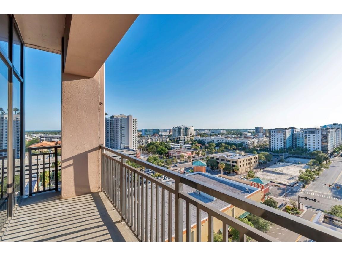 175 2nd Street S #1111 Saint Petersburg FL 33701 A4579201 image1