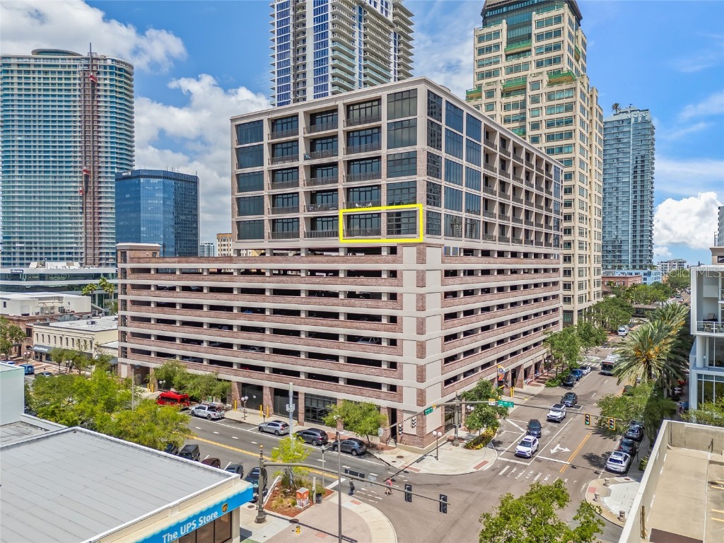 175 2nd Street S #809 Saint Petersburg FL 33701 TB8444663 image1