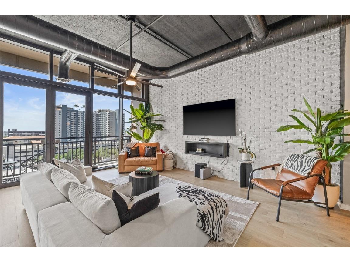 175 2nd Street S #809 Saint Petersburg FL 33701 TB8444663 image14