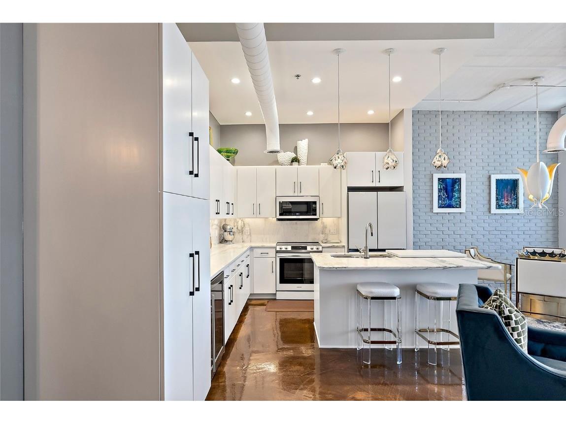 175 2nd Street S #P-08 Saint Petersburg FL 33701 - TAMPA BAY TB8443174 image10