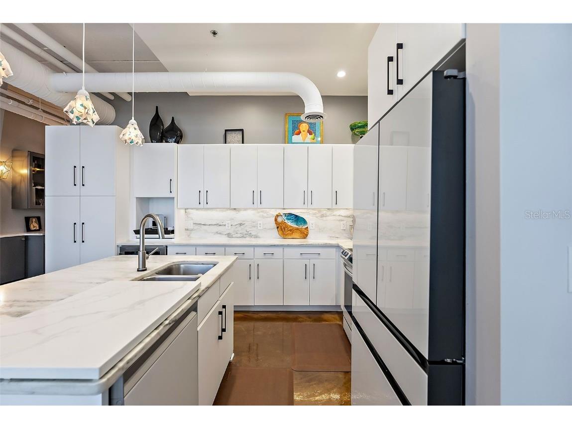 175 2nd Street S #P-08 Saint Petersburg FL 33701 - TAMPA BAY TB8443174 image11