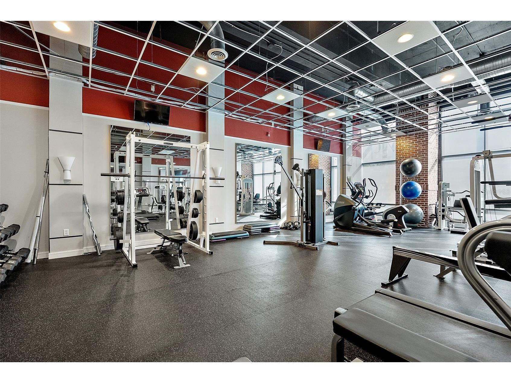 175 2nd Street S #P-08 Saint Petersburg FL 33701 - TAMPA BAY TB8443174 image42