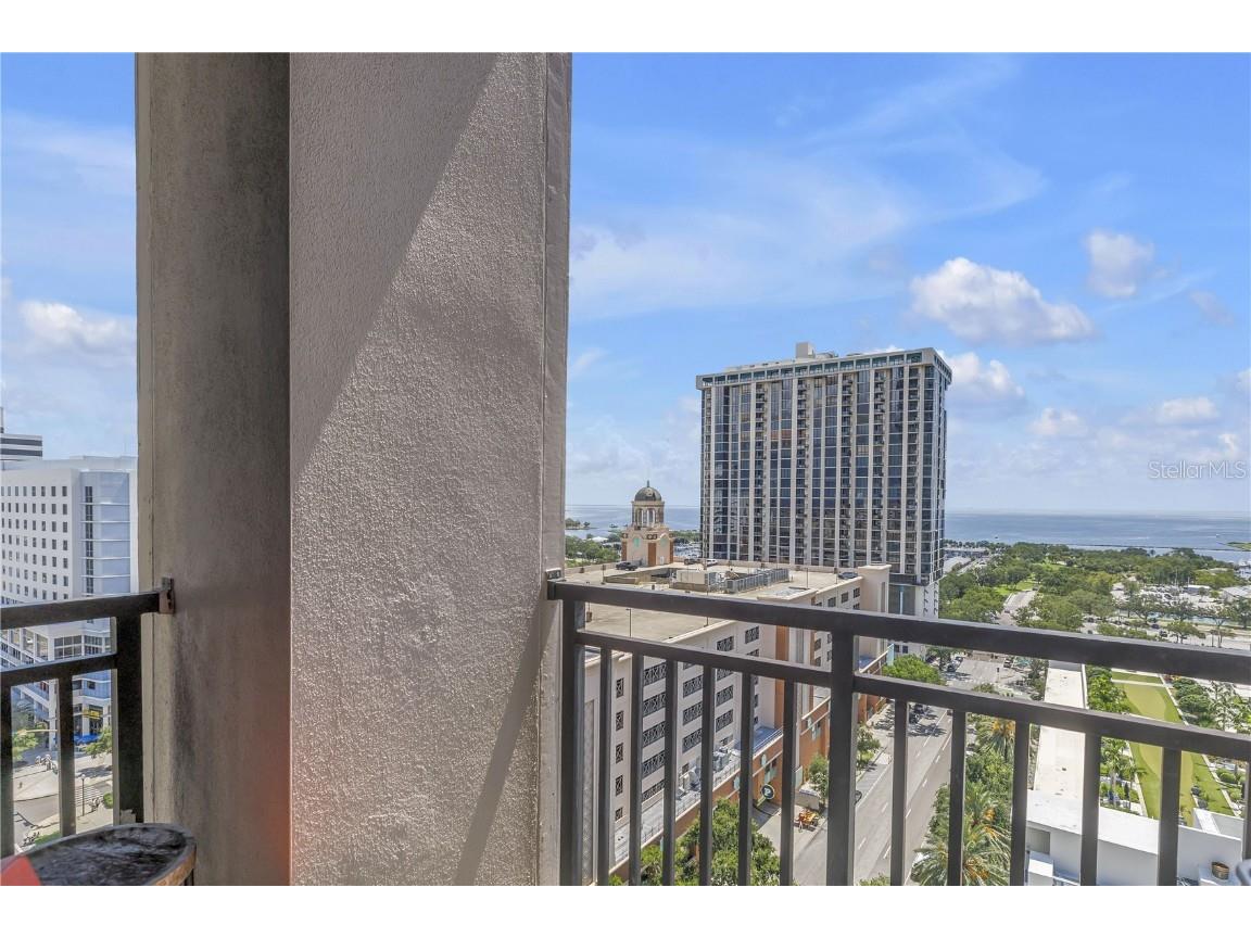 175 2nd Street S #P-2 Saint Petersburg FL 33701 TB8402228 image15