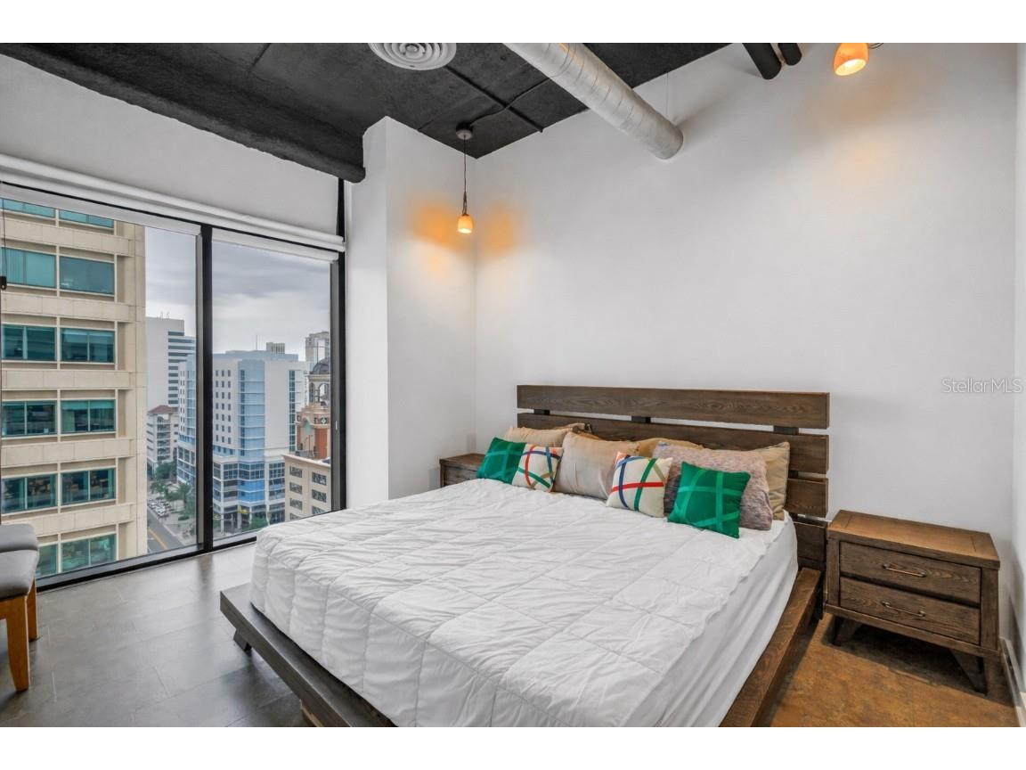 175 2nd Street S #P-2 Saint Petersburg FL 33701 TB8402228 image25