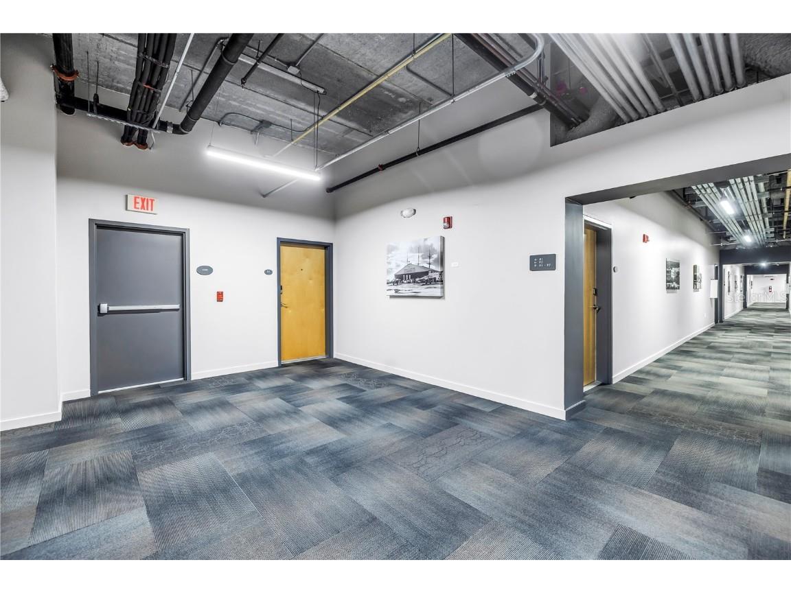 175 2nd Street S #P-2 Saint Petersburg FL 33701 TB8402228 image33