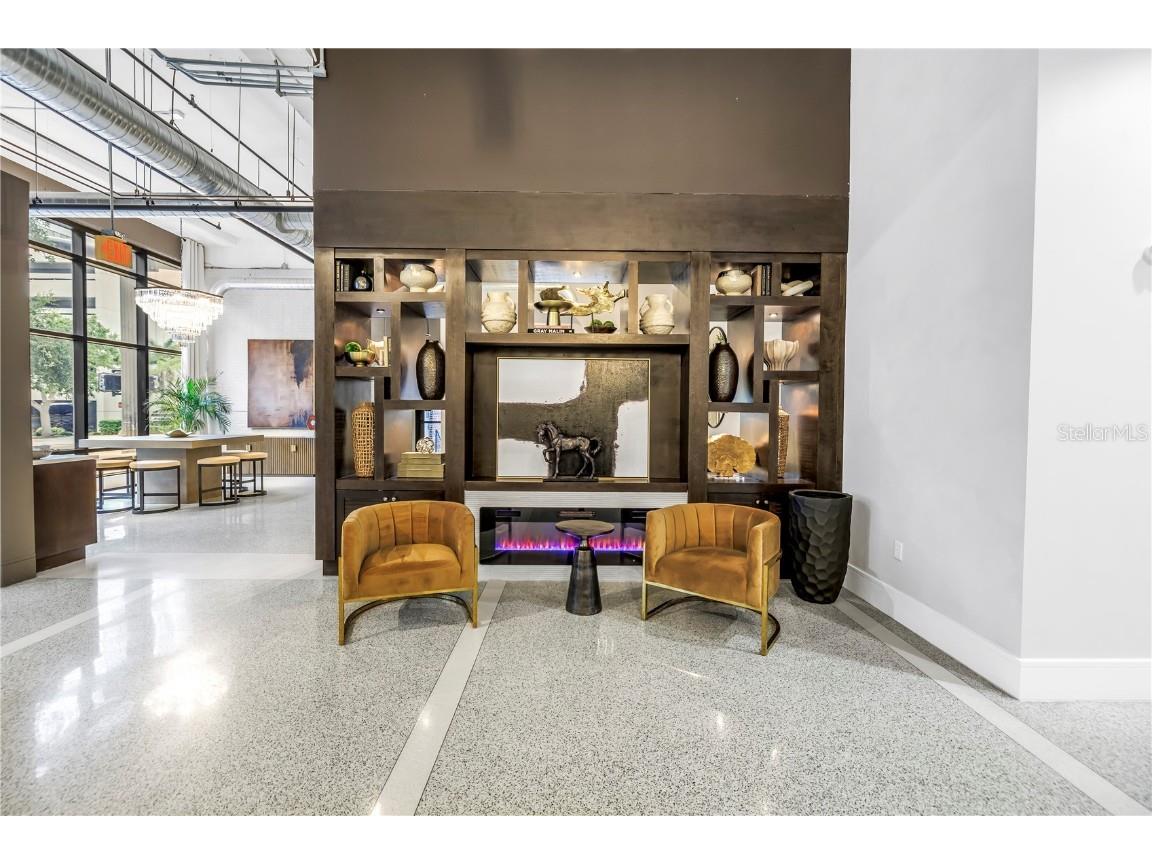 175 2nd Street S #P-2 Saint Petersburg FL 33701 TB8402228 image38