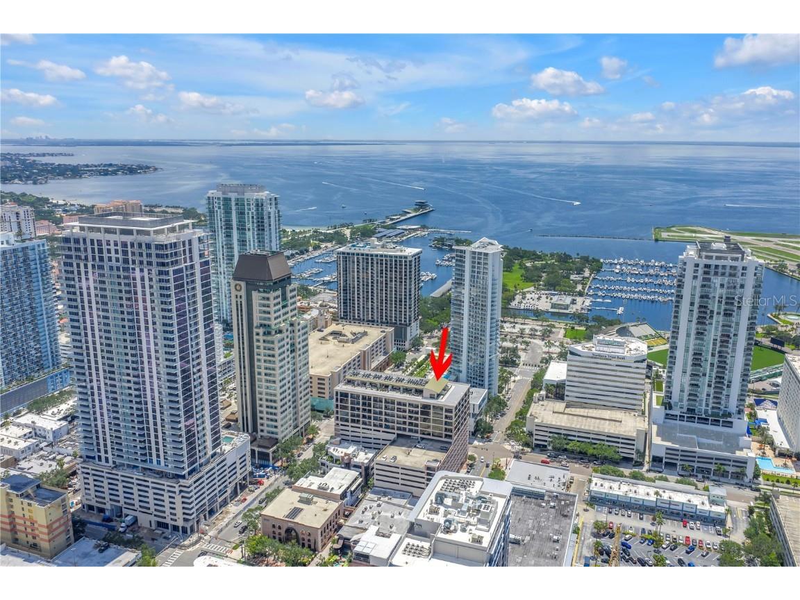 175 2nd Street S #P-2 Saint Petersburg FL 33701 TB8402228 image48