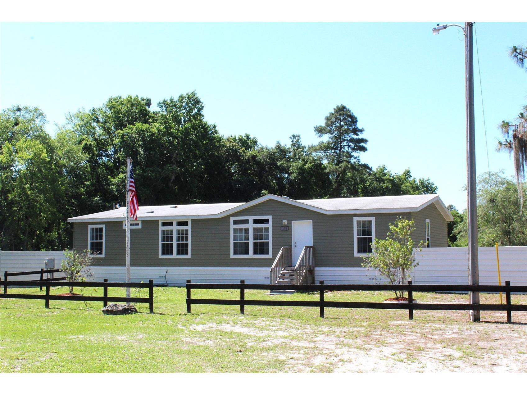 175 E San Jose Street Palatka FL 32177 OM724823 image1