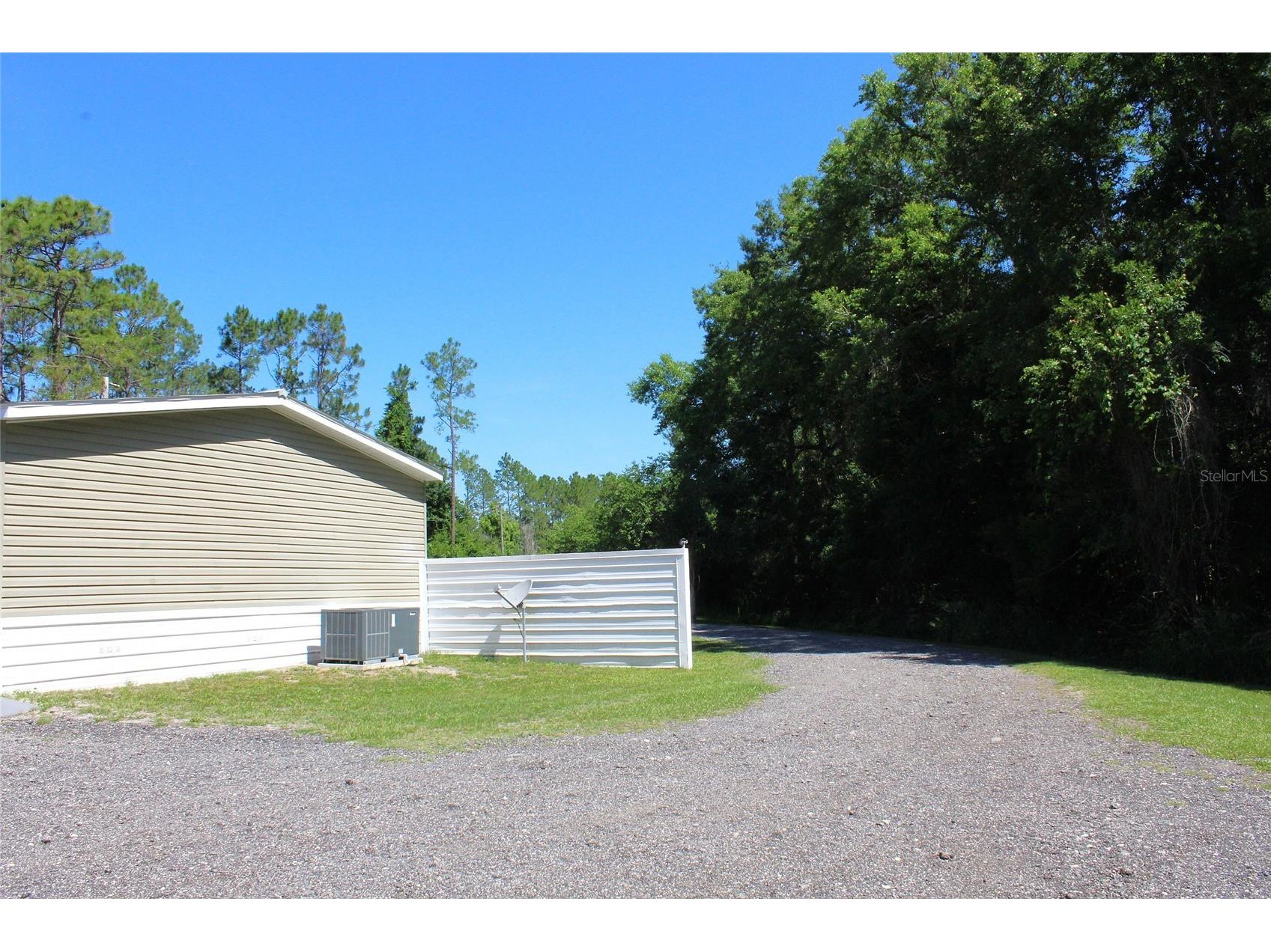 175 E San Jose Street Palatka FL 32177 OM724823 image9