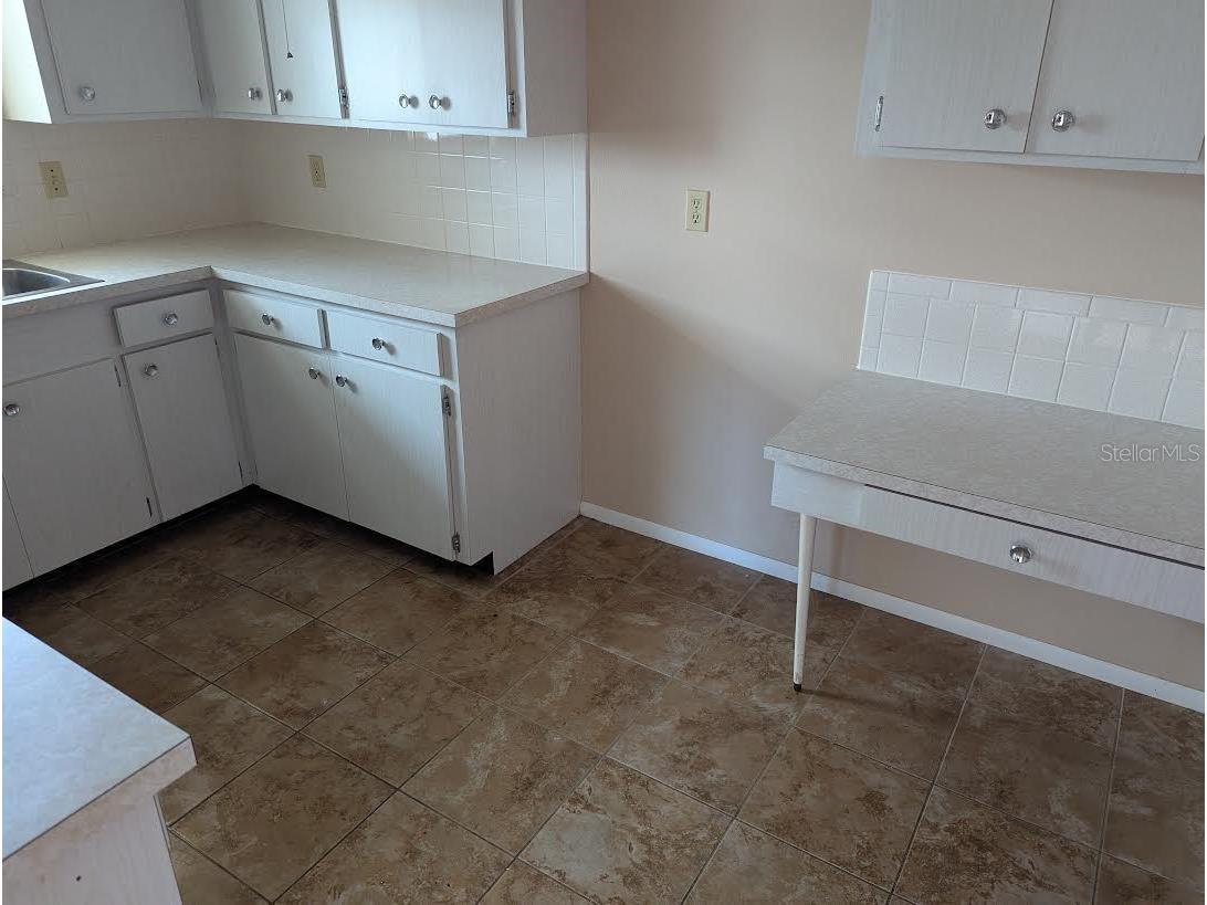 175 Englewood Heights Road Englewood FL 34223 A4698363 image3