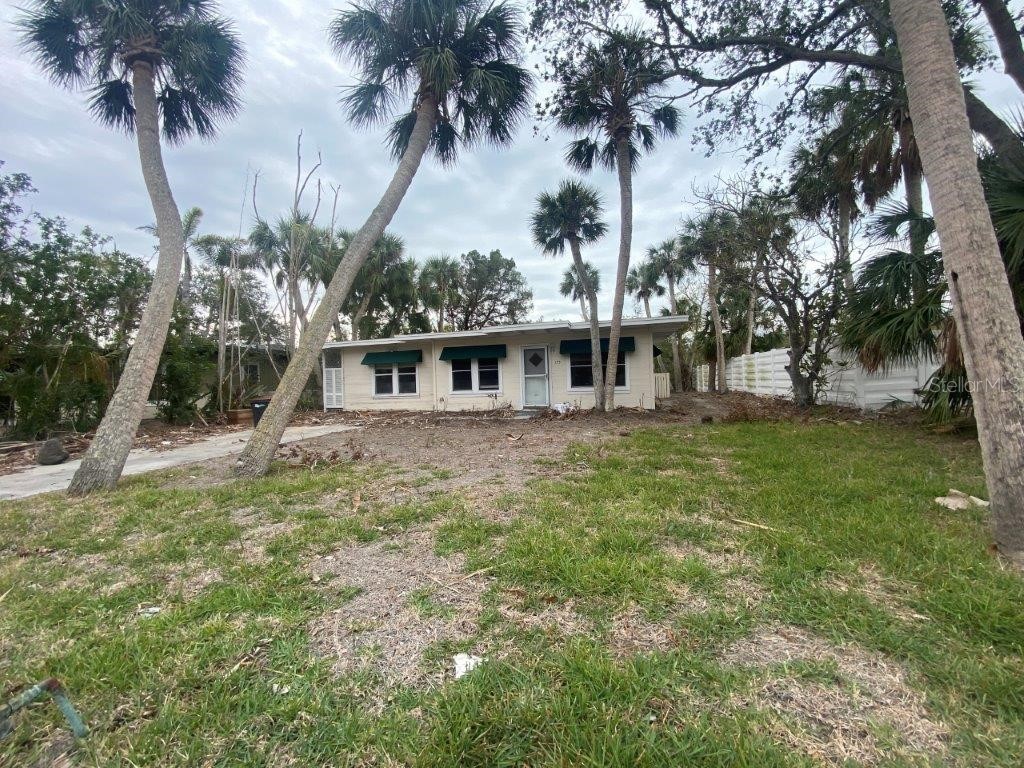 175 Island Circle Sarasota FL 34242 - REVINE A4635320 image1