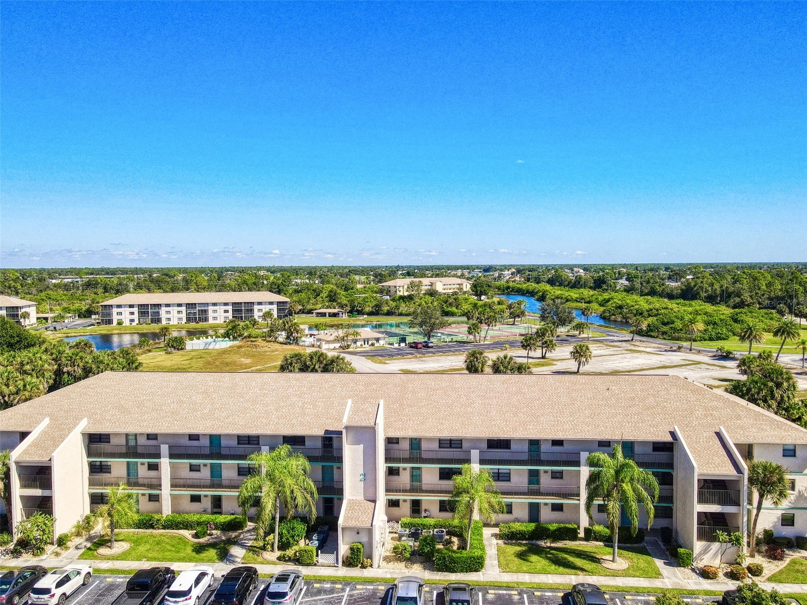 175 Kings Highway #225 (B5) Punta Gorda FL 33983 C7516210 image1