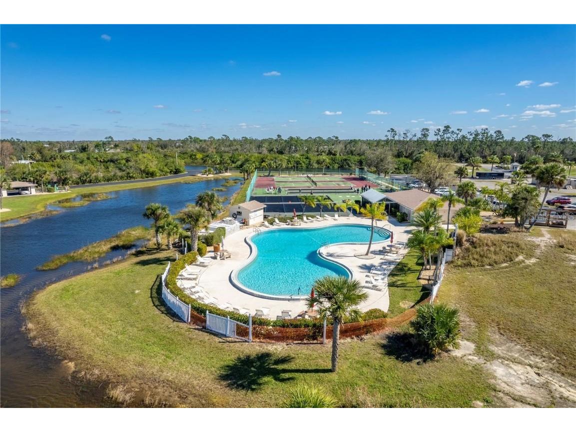 175 Kings Highway #233 Punta Gorda FL 33983 D6137941 image1