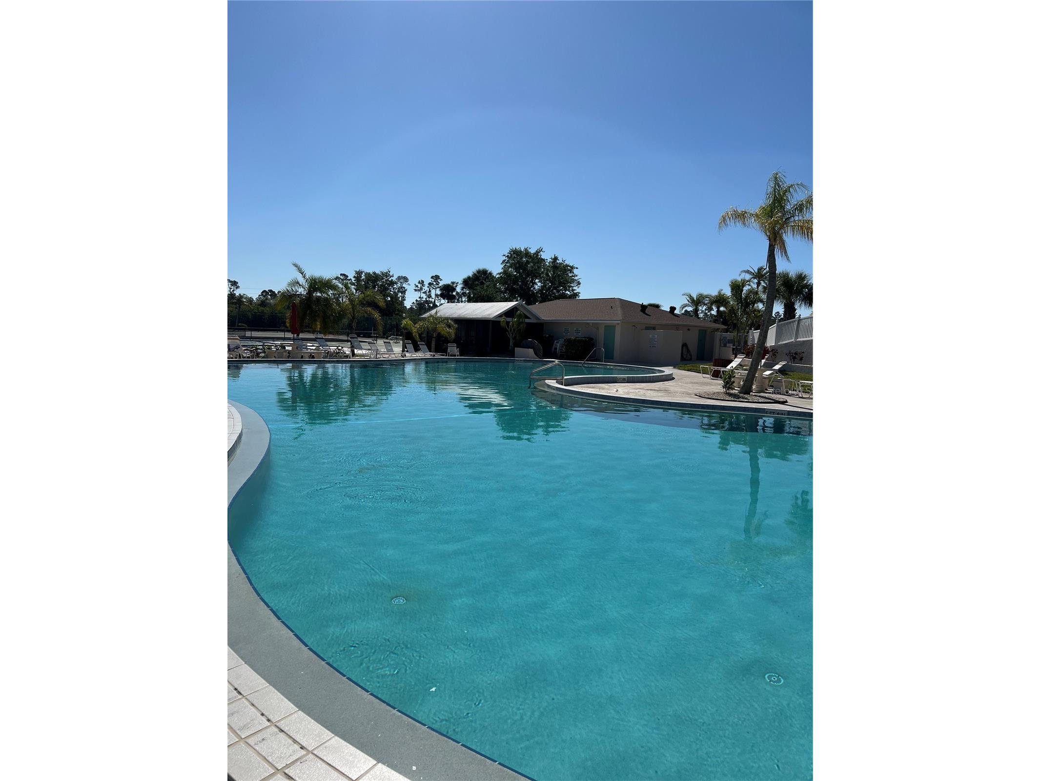 175 Kings Highway #A8 Punta Gorda FL 33983 C7525867 image23