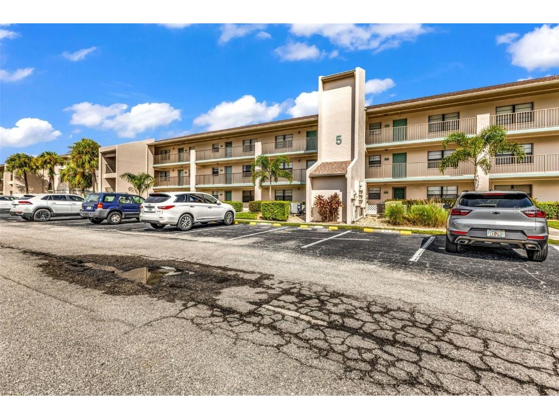 175 Kings Highway #B3 Punta Gorda FL 33983 C7515430 image3