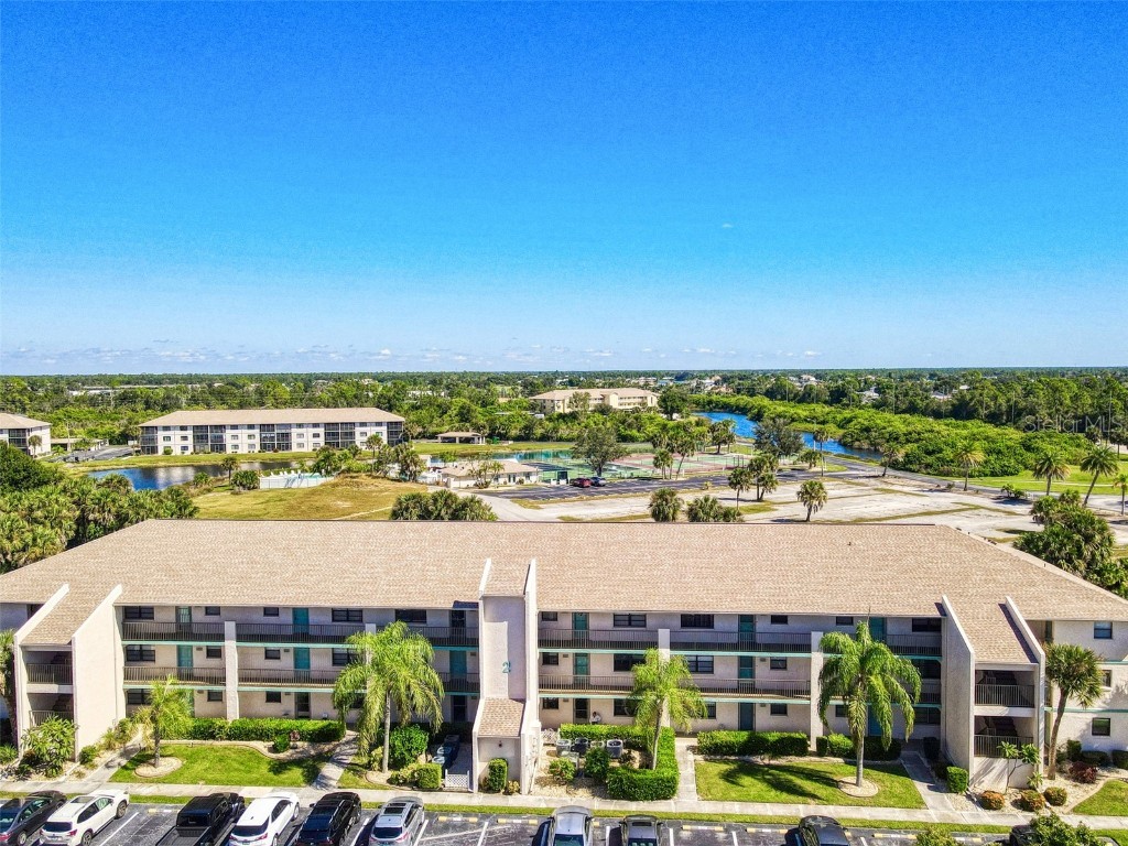 175 Kings Highway #B5 Punta Gorda FL 33983 C7516210 image1