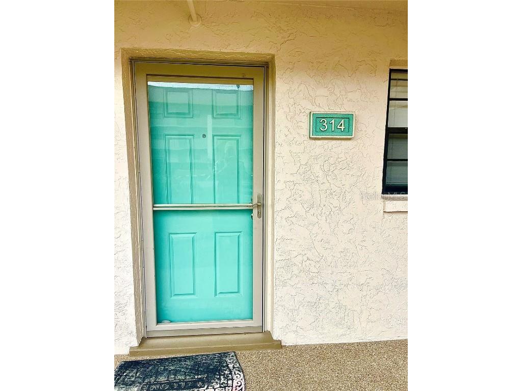 175 Kings Highway #BLDG 3 UNIT 314 Punta Gorda FL 33983 C7503514 image4