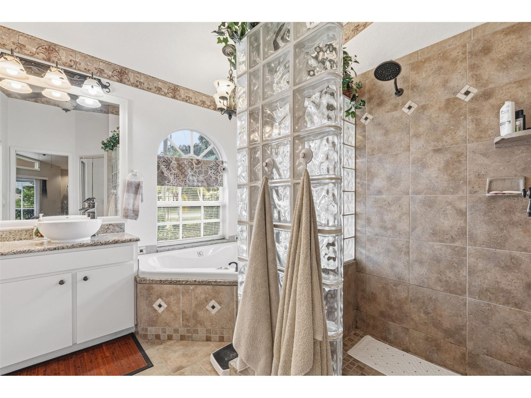 175 Maracal Way Punta Gorda FL 33983 C7526992 image27