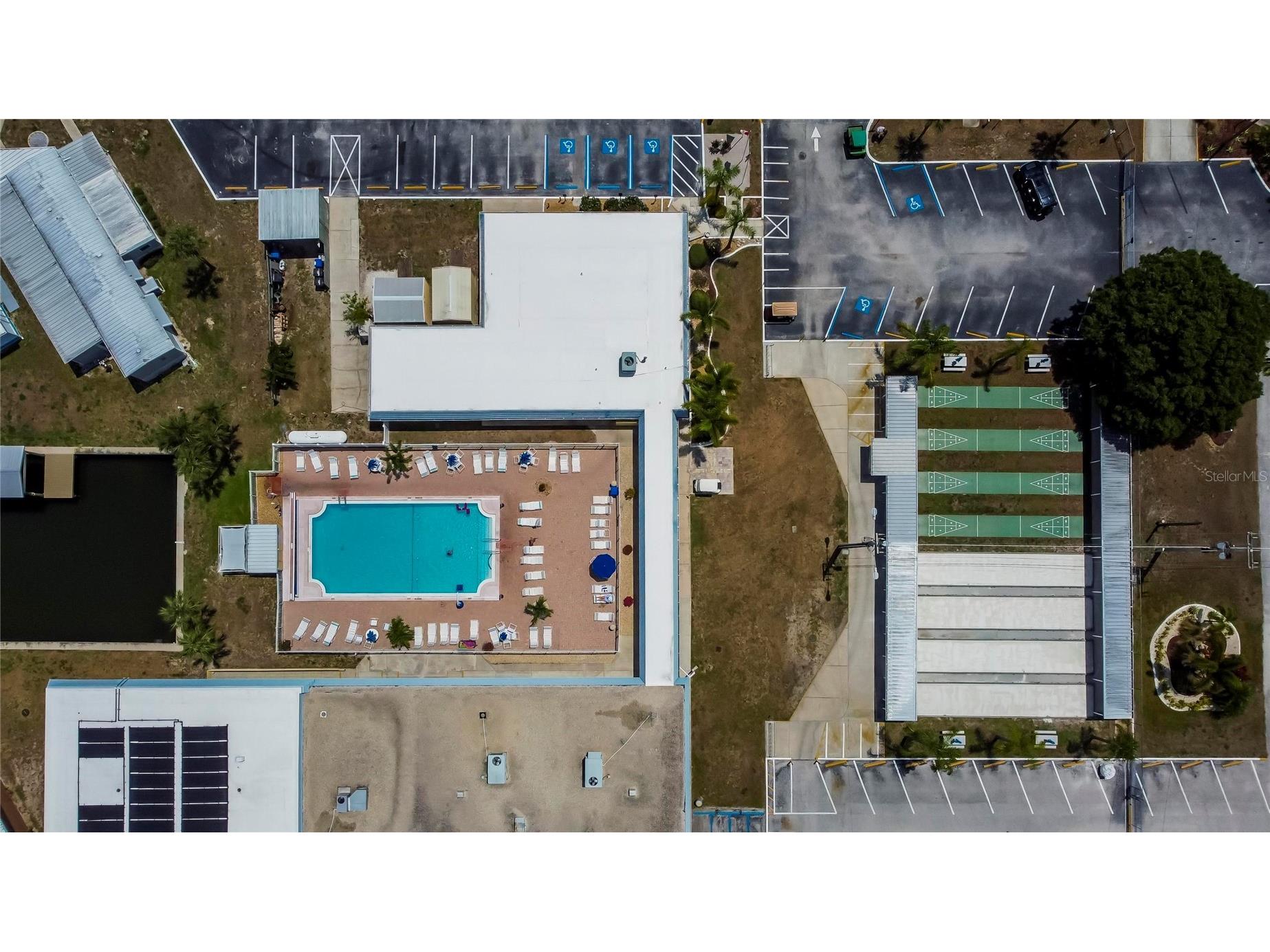 175 N Saint Thomas Circle Apollo Beach FL 33572 TB8460666 image28