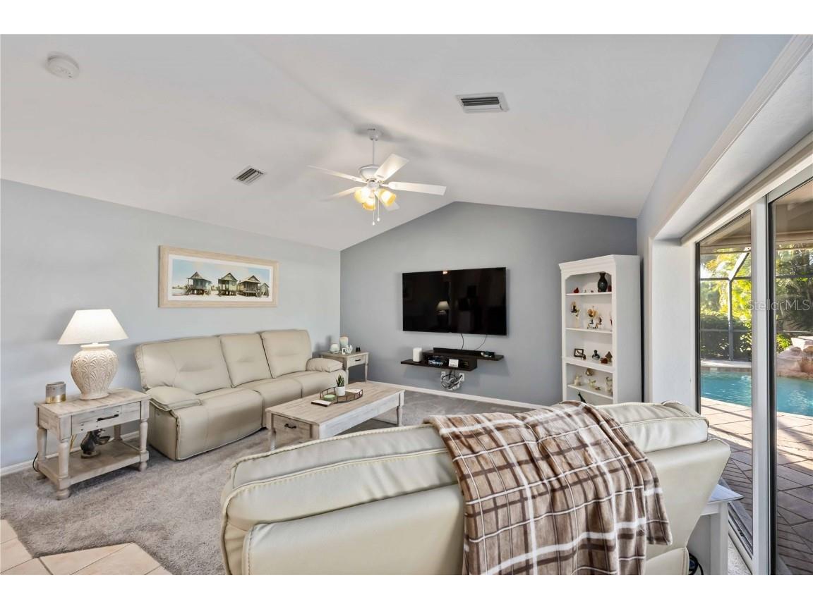 175 Rotonda Boulevard N Rotonda West FL 33947 D6144971 image15