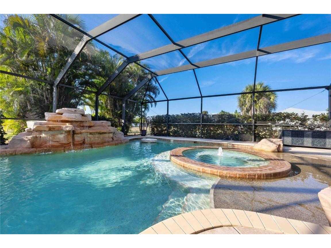 175 Rotonda Boulevard N Rotonda West FL 33947 D6144971 image3