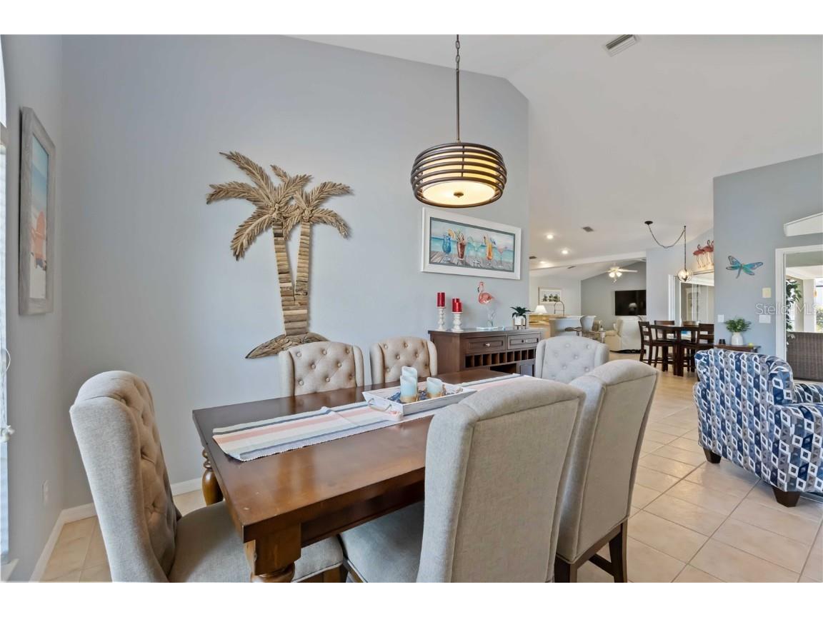 175 Rotonda Boulevard N Rotonda West FL 33947 D6144971 image7