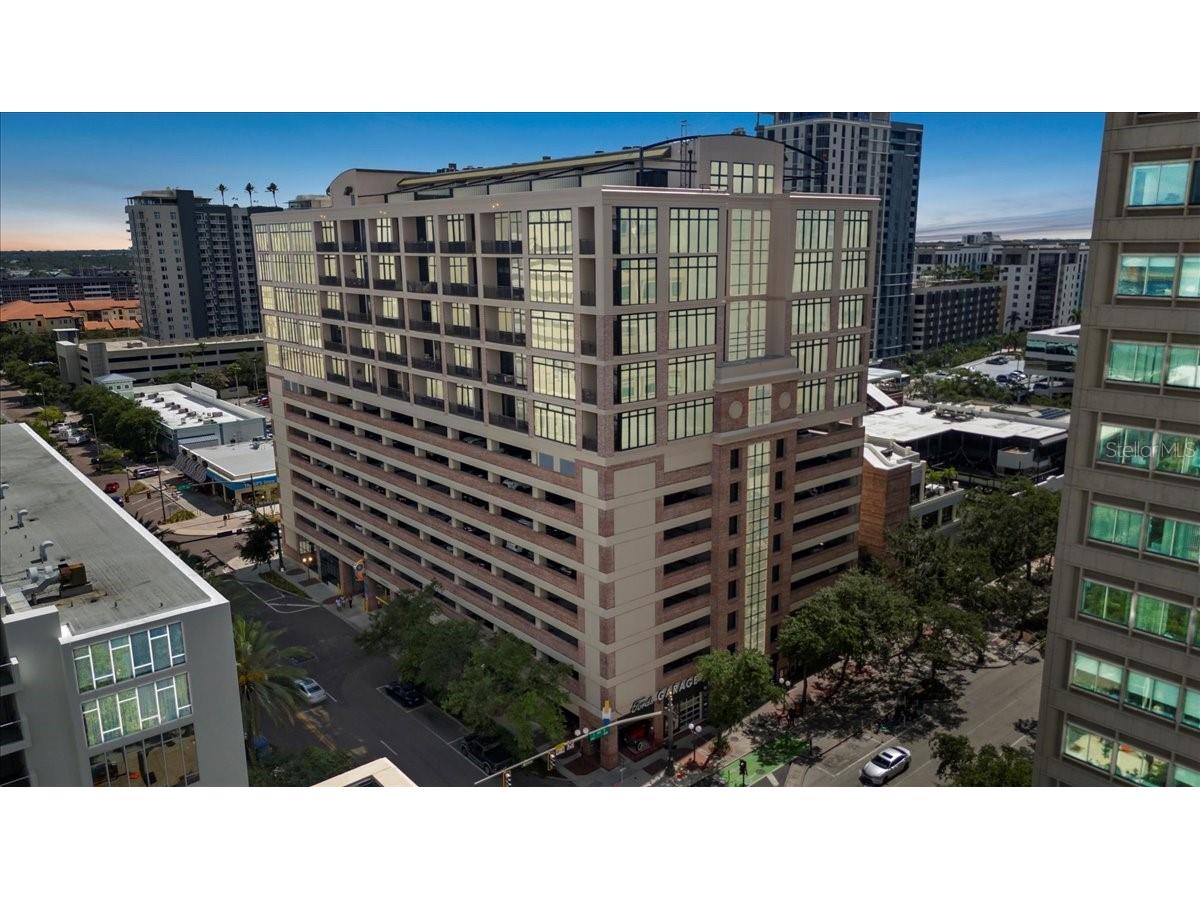 175 S 2nd Street S #PH-16 Saint Petersburg FL 33701 TB8387177 image1