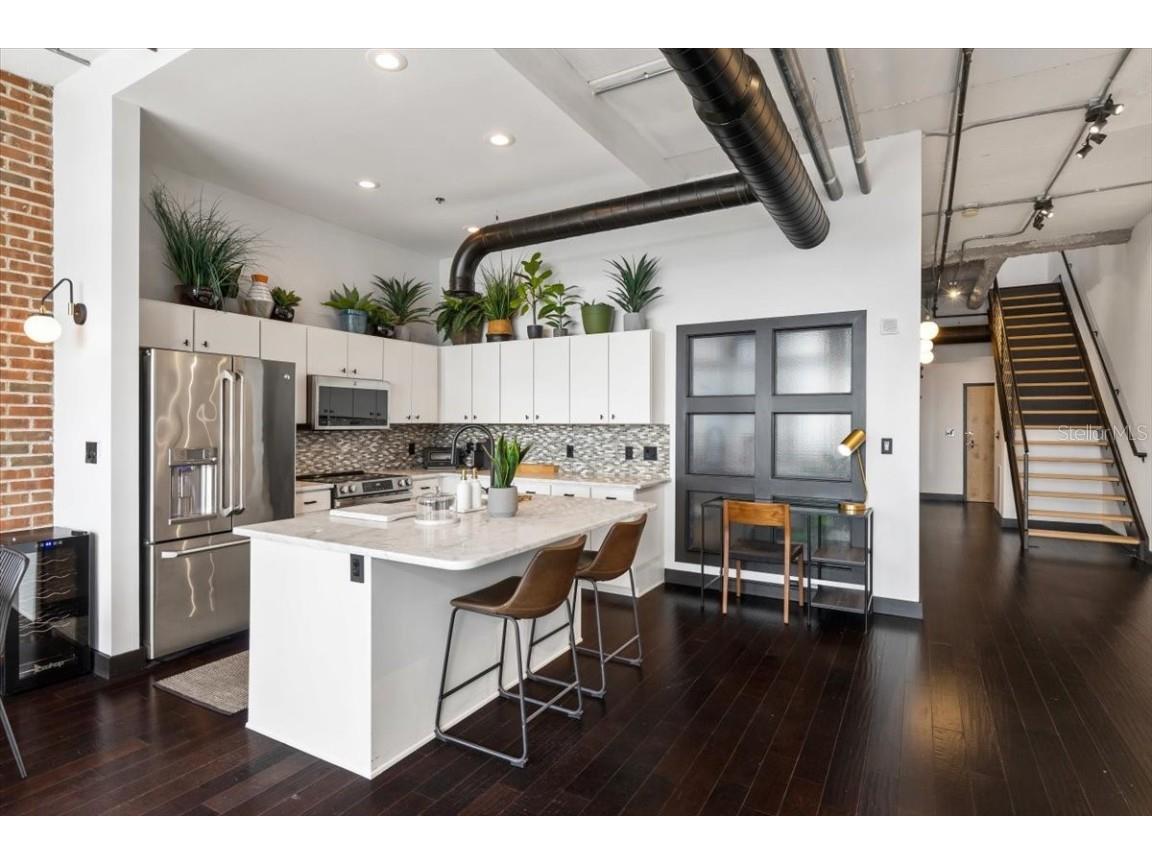 175 S 2nd Street S #PH-16 Saint Petersburg FL 33701 TB8387177 image11