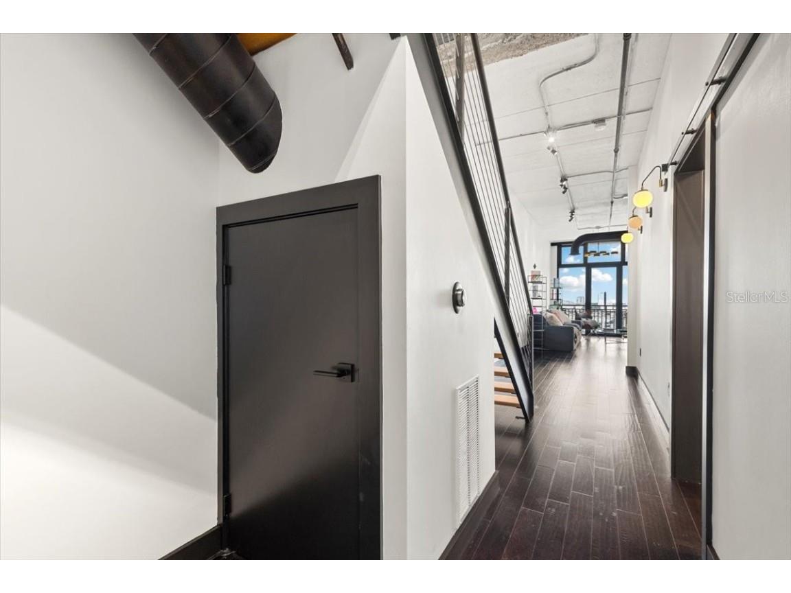 175 S 2nd Street S #PH-16 Saint Petersburg FL 33701 TB8387177 image27