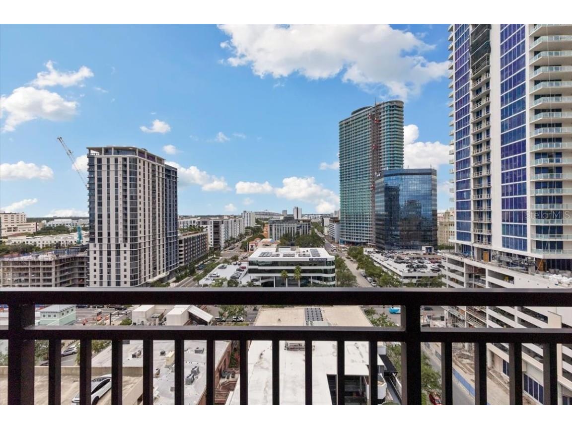 175 S 2nd Street S #PH-16 Saint Petersburg FL 33701 TB8387177 image29